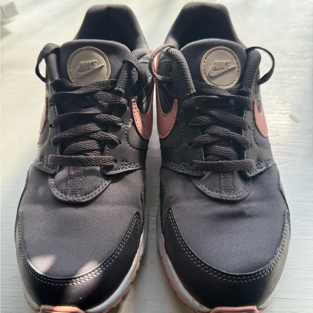 Nike Womens LD Victory Fitness Performance Running Shoes
